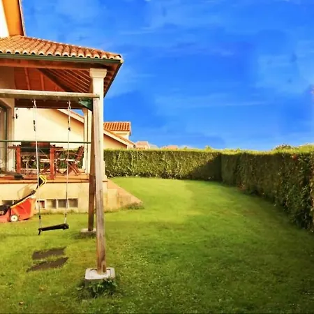Feriehus Chalet De Arines
