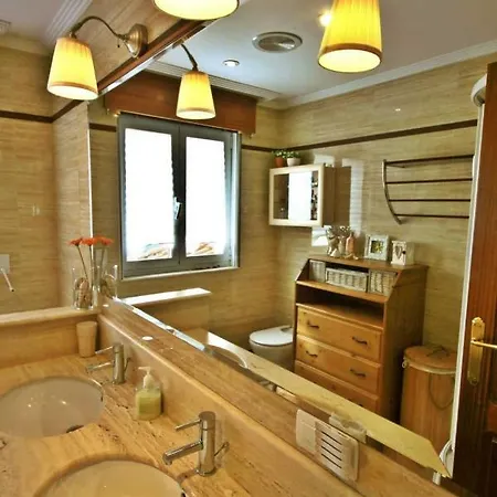 Chalet De Arines * A Torre Branca